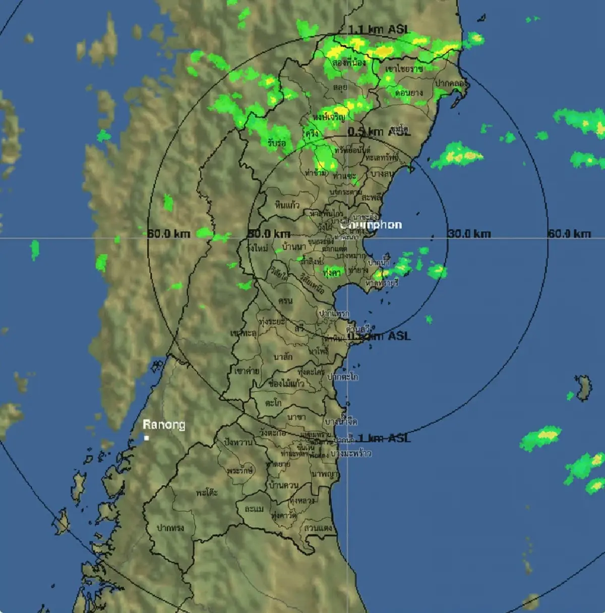 มืดฟ้ามัวดิน ชุมพรฝนกระหน่ำ อ่าวไทยซัดฝนหนักขึ้นฝั่ง เตือนน้ำท่วม