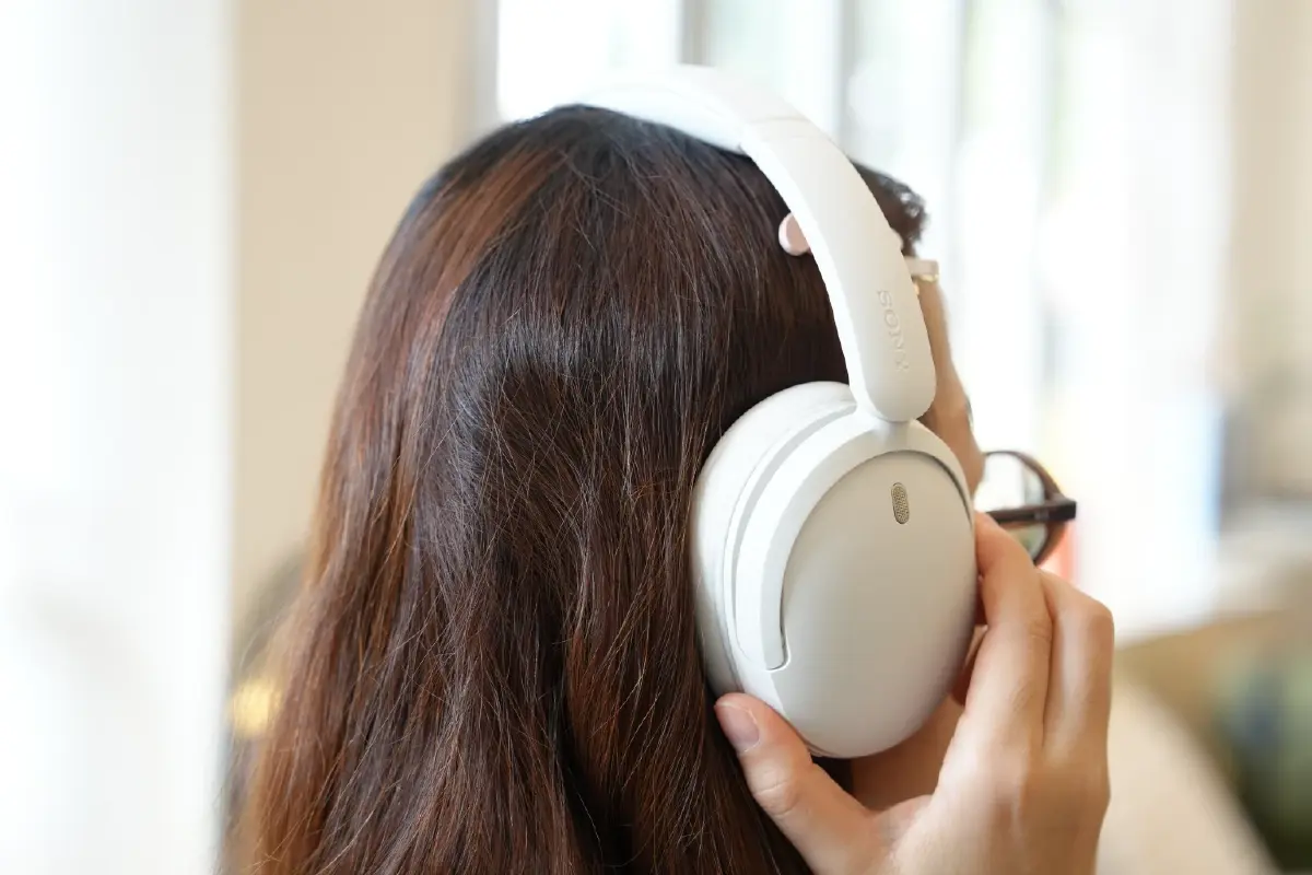 หูฟังสำหรับทุกคน! รีวิว 'Sony WH-CH730N' หูฟังเสียงดี เบาสบาย ในราคาเข้าถึงง่าย