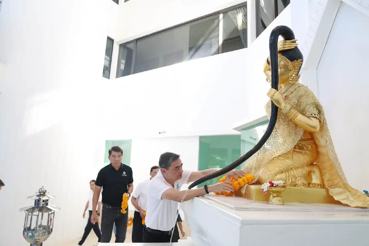 ดรีมทีม‘มาร์ค’ปักธงท้ารบ ‘ฟ้า’ถล่ม ‘น้ำเงิน’ฟื้นแต้มอนุรักษ์