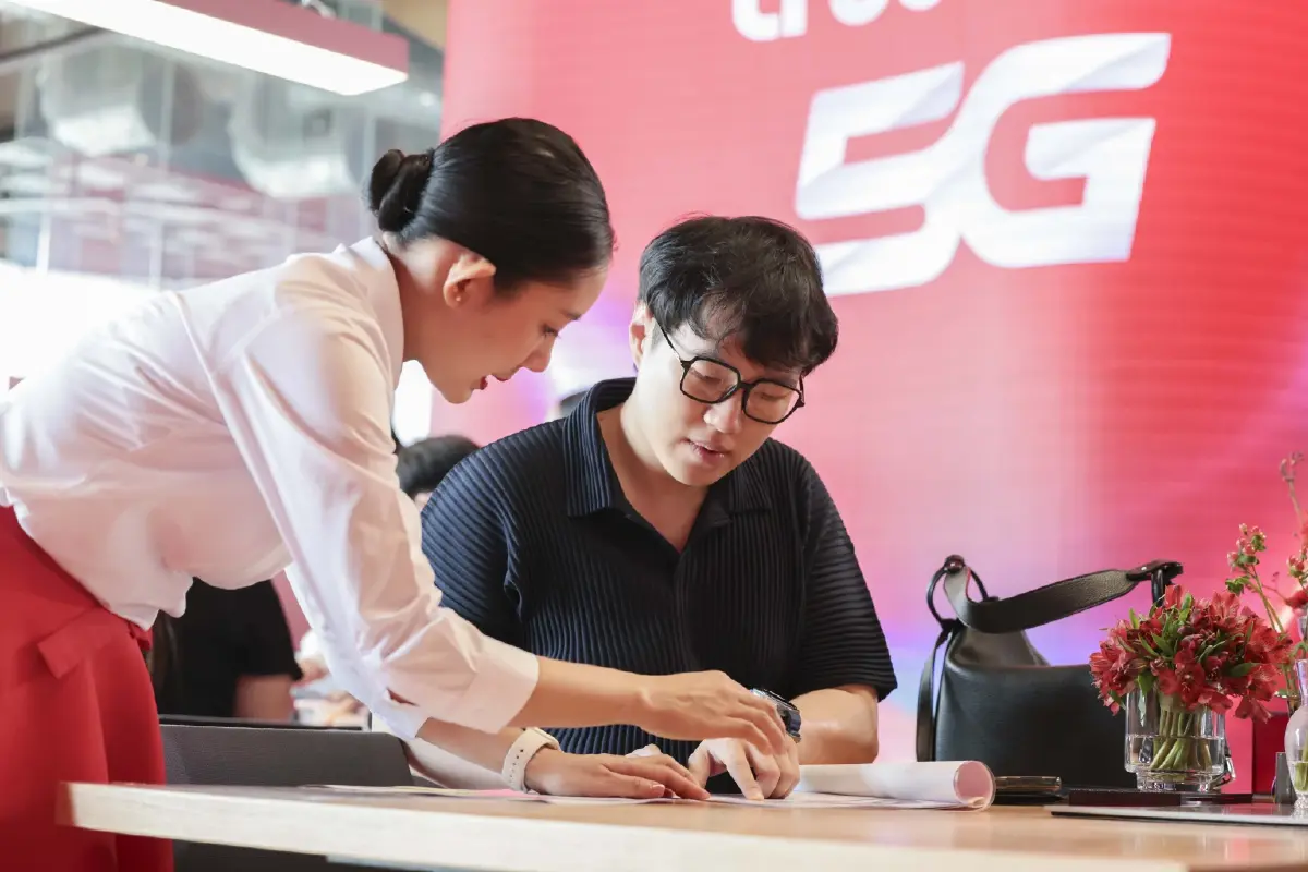 ทรู ยกระดับประสบการณ์ รับ iPhone DUO วันแรก ผสานพลังสัญญาณ True5GX ที่เหนือกว่าไปอีกขั้น