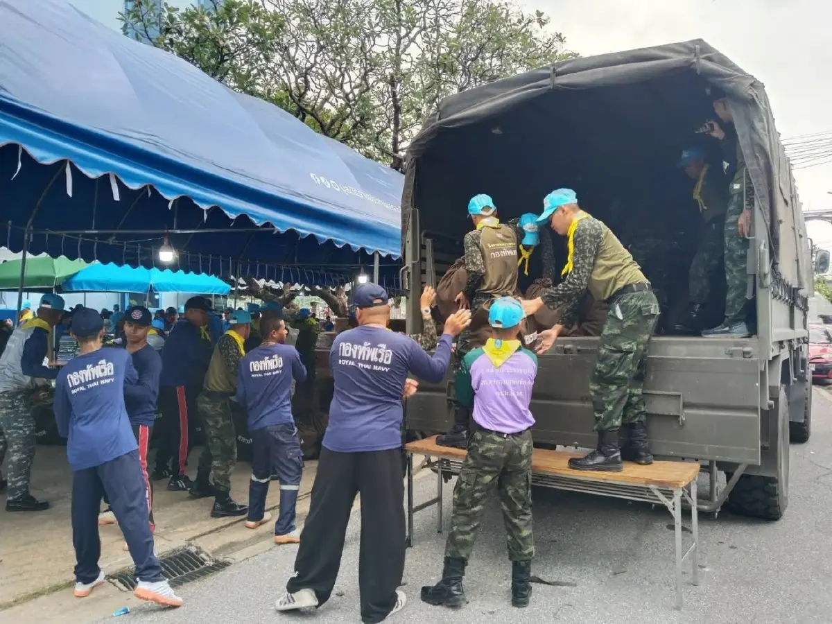 น้ำท่วม กทม. ปทุมธานี นนทบุรี สมุทรปราการ นครปฐม ระดมกำลังทหารช่วย