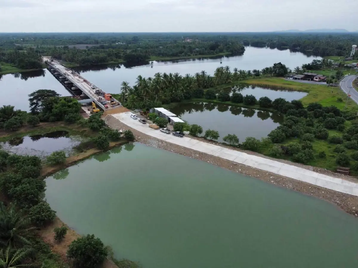 เตรียมเปิดปลายปี 2569 ‘สะพานปากแพรก-บางศาลา’ ร่นระยะทาง 40 กม.