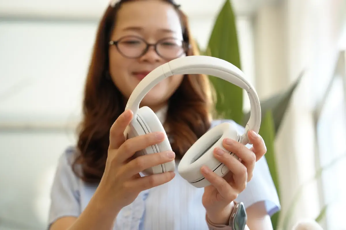 หูฟังสำหรับทุกคน! รีวิว 'Sony WH-CH730N' หูฟังเสียงดี เบาสบาย ในราคาเข้าถึงง่าย