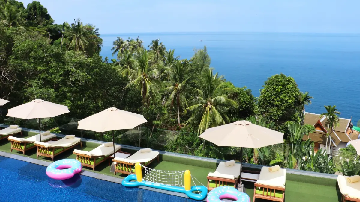สโลว์ไลฟ์ริมทะเลในเรือนไทย กับ 'Ayara Kamala Resort & Spa' จ.ภูเก็ต