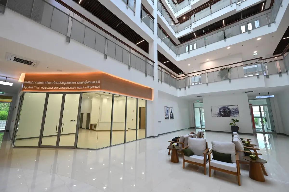'ธรรมศาสตร์ ธรรมรักษ์' นวัตกรรม Hospital of Hope  ดูแลสูงวัยครบวงจร