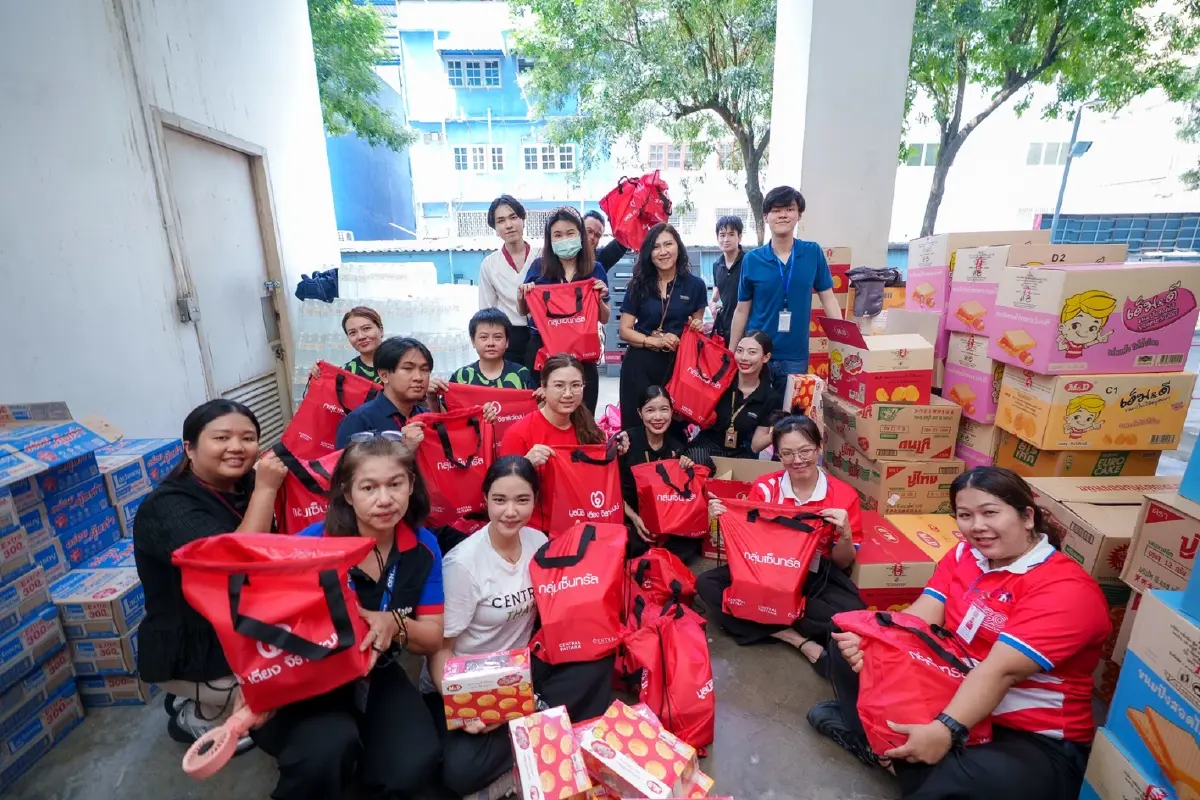 กลุ่มเซ็นทรัลรวมพลังทั้งเครือช่วยผู้ประสบอุทกภัย ส่งต่อสิ่งจำเป็น-พร้อมดูแลหลังน้ำลด