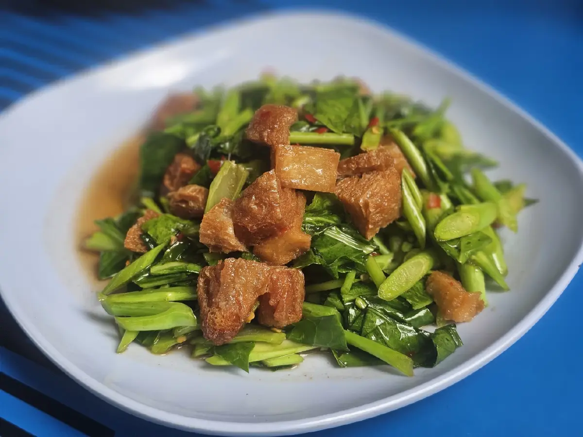 ‘เจ๊หลี อาหารเจ’ (เจ้าเก่าคาเธ่ย์ ) เจริญกรุง 14 ขายอาหารเจตลอดปี