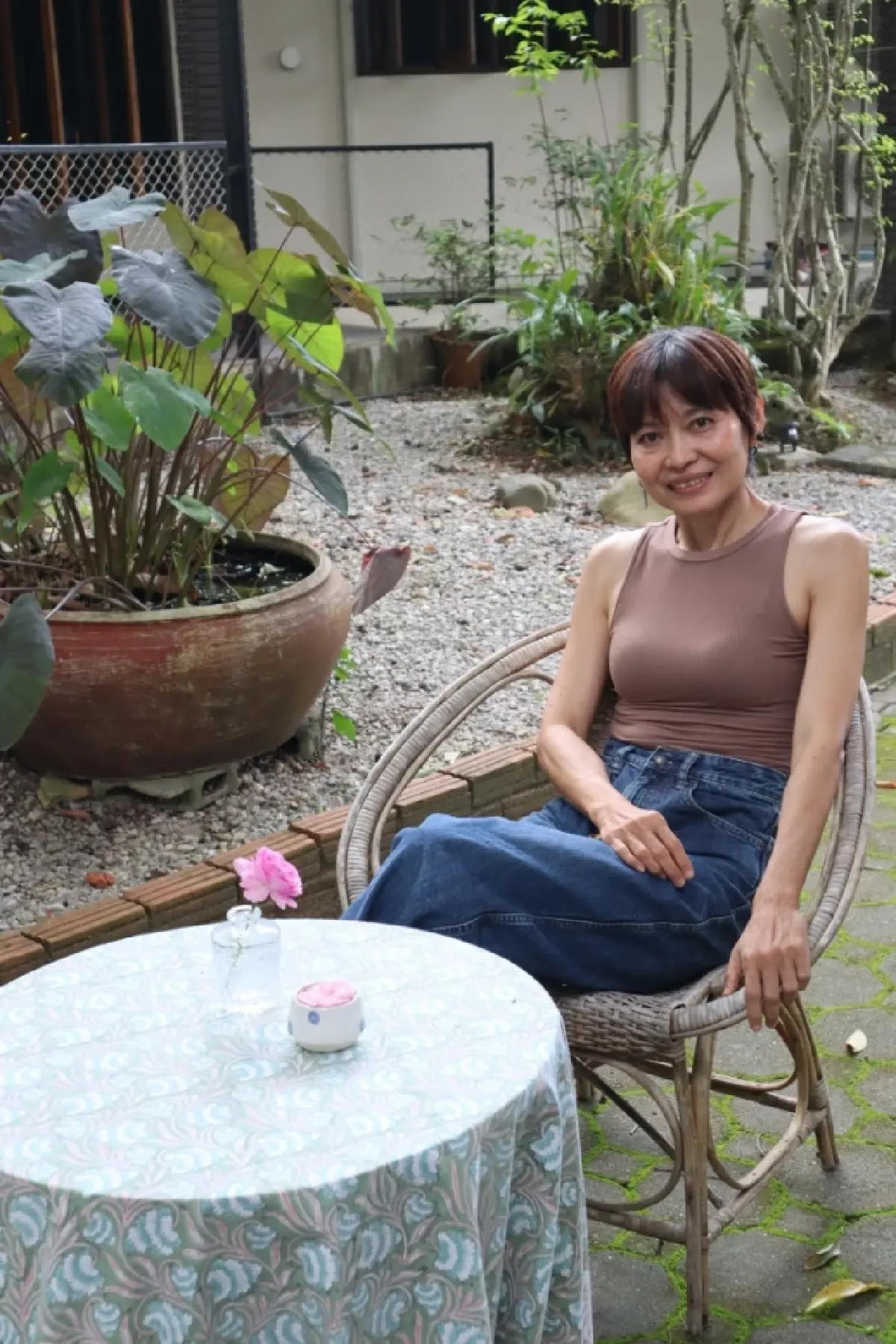 ดินหญ้าฟ้าแถน ร้านอาหารใต้ต้นลิ้นจี่ของ อุรุดา แห่งครัวสีแดง