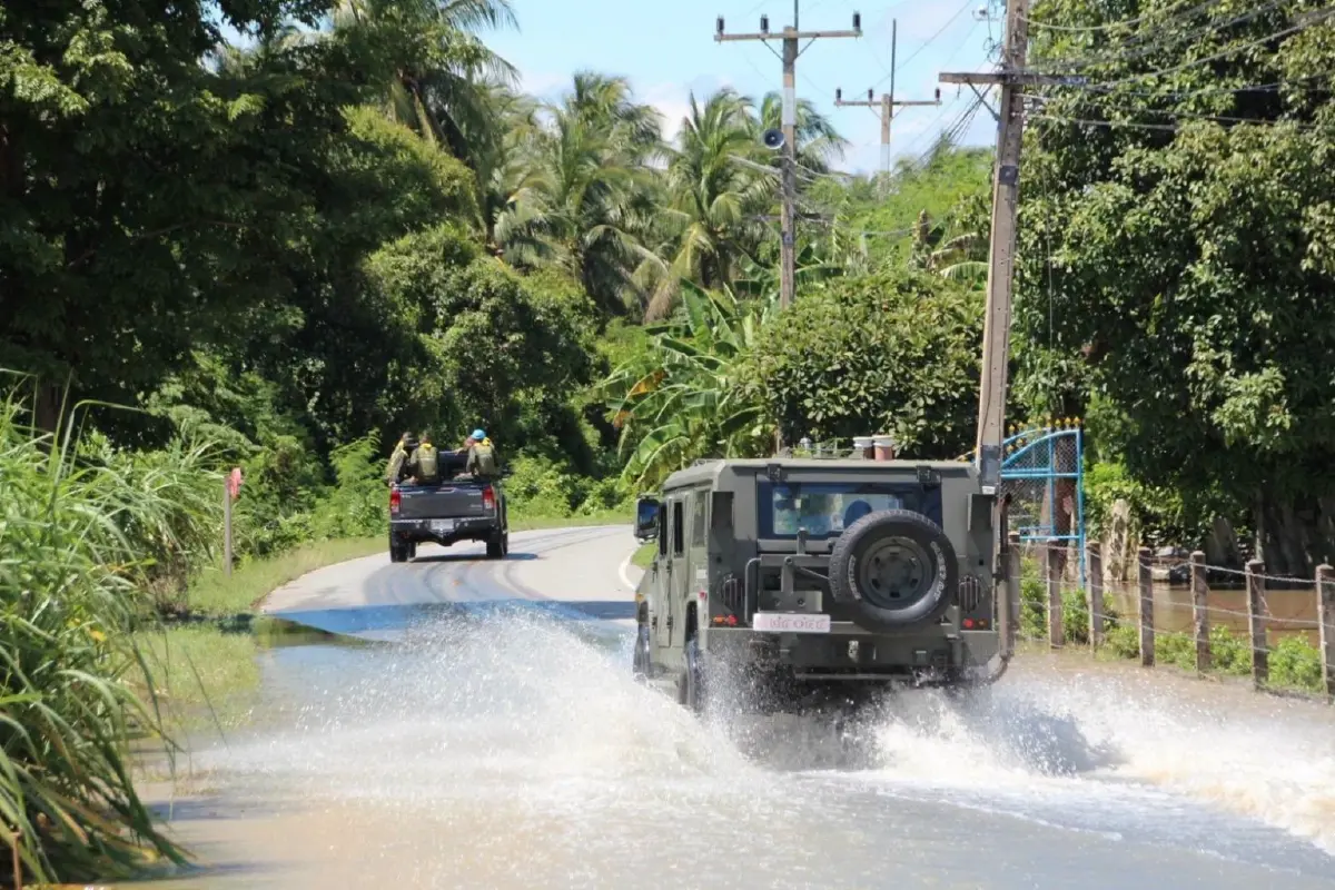 น้ำท่วมสุพรรณบุรี เดือดร้อน 18,987 ครัวเรือน น้ำล้นตลิ่งลุ่มเจ้าพระยา