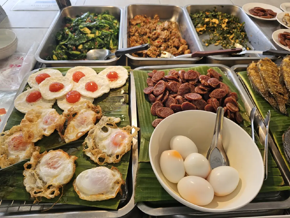 ‘ถมราช ข้าวแกงปักษ์ใต้’ ขนมจีนเส้นสด จากนครศรีธรรมราช