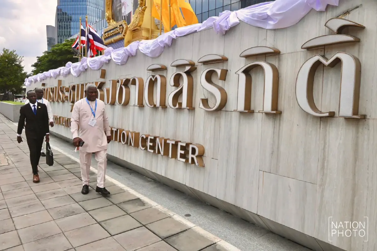 ปิดล็อกแยกพระราม 4 ตั้งตู้คอนเทนเนอร์คุมเข้ม รับประชุม IMF-World Bank 2026