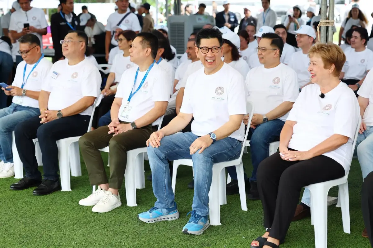 ‘เอกนิติ’ เปิดสัปดาห์การประชุม พบผู้จัดการ IMF ที่บ่อฝรั่ง ชูการศึกษา-ทักษะดิจิทัล