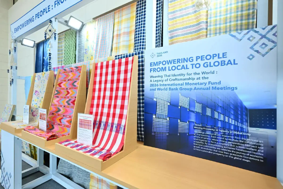ผ้าบาติกลาย บุปผาบรมราชินีนาถ ซอฟต์พาวเวอร์ไทยใน IMF-World Bank