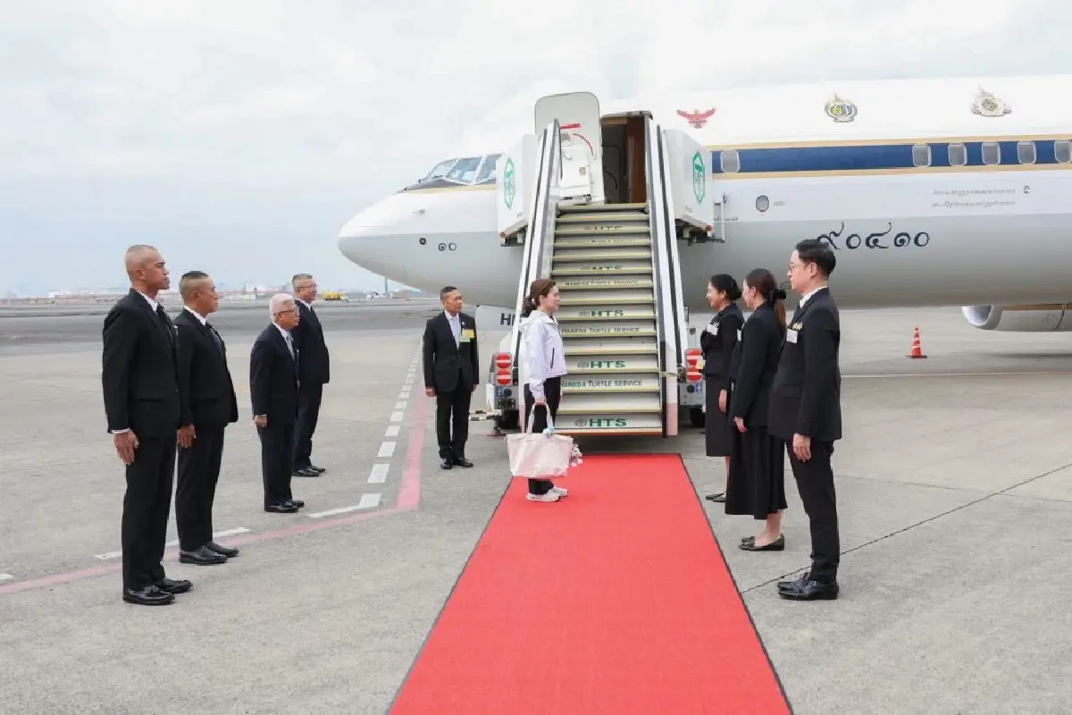 พระราชินี เข้าเฝ้าฯ สมเด็จพระจักรพรรดิ สมเด็จพระจักรพรรดินีแห่งญี่ปุ่น ณ พระราชวังอิมพีเรียล