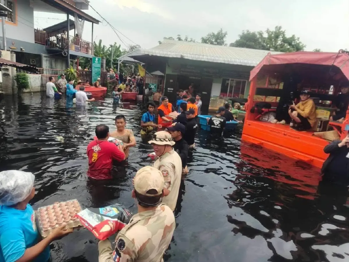 สรุปน้ำท่วม 27 จังหวัด - กทม. กระทบ 3.2 ล้านคน ฝนระลอกใหม่จ่อถล่ม
