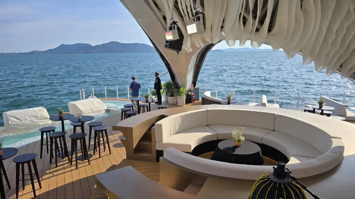 สัมผัส SOAR Ocean Club 'คลับลอยน้ำ' ประสบการณ์ไลฟ์สไตล์กลางทะเลแบบพรีเมียม