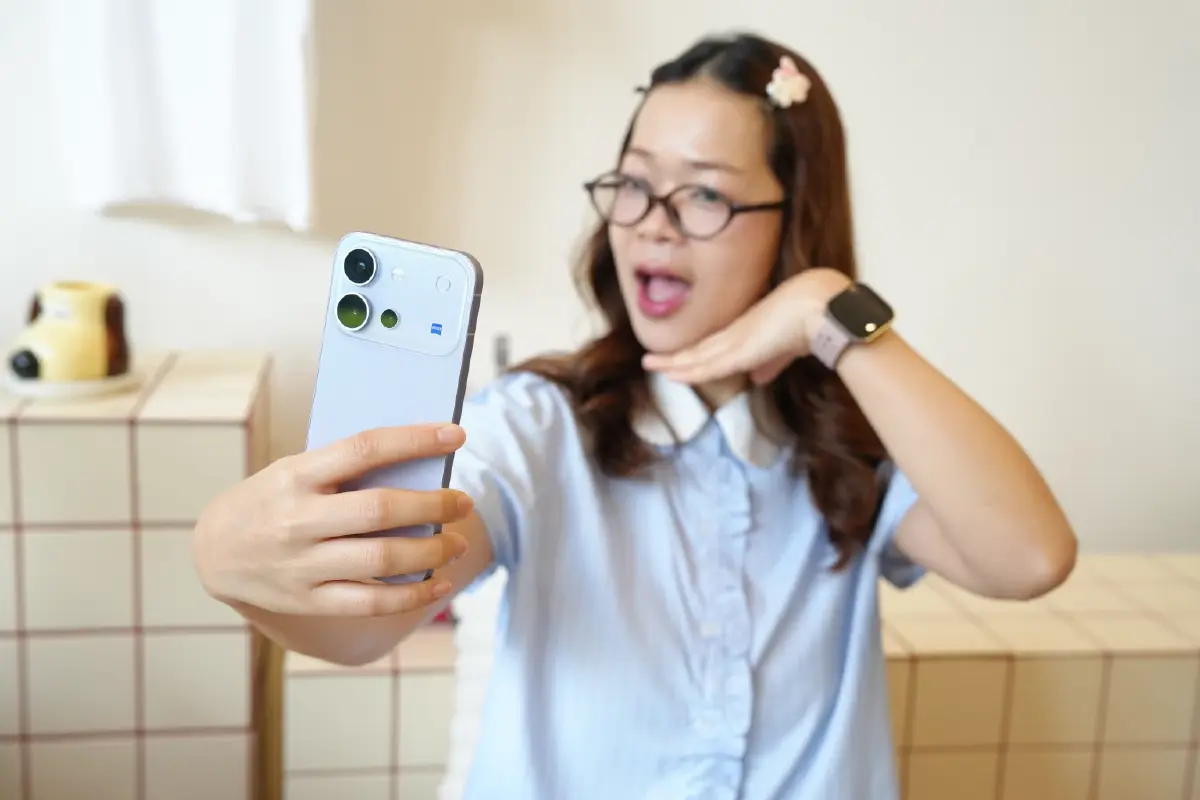ถ่ายสวยแบบโอ้มายก้อด! รีวิว 'vivo V80' มือถือที่เสกช็อตลูกรักพระเจ้า
