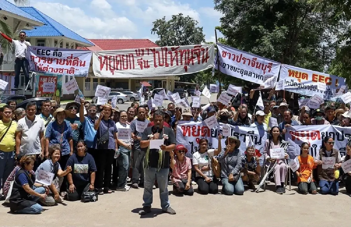 ฝ่าน้ำท่วมสีรุ้ง “เมืองปราจีนฯ” บ้านใหญ่ “โกทร” ปลุก “ส้ม” ต้าน EEC