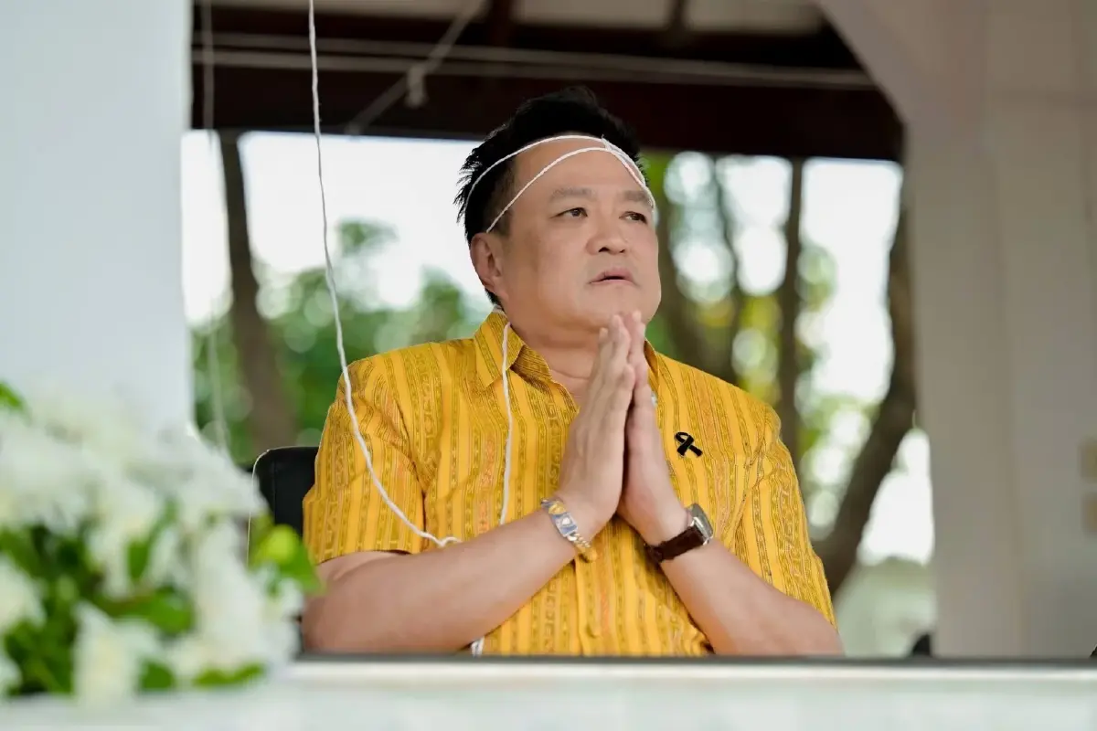 'โกงสอบ'สุมไฟปลุกแนวต้าน 'น้ำเงิน' กังขา ‘ป.ป.ช.’ ตัดตอน ‘นักการเมือง’ พ้นผิด