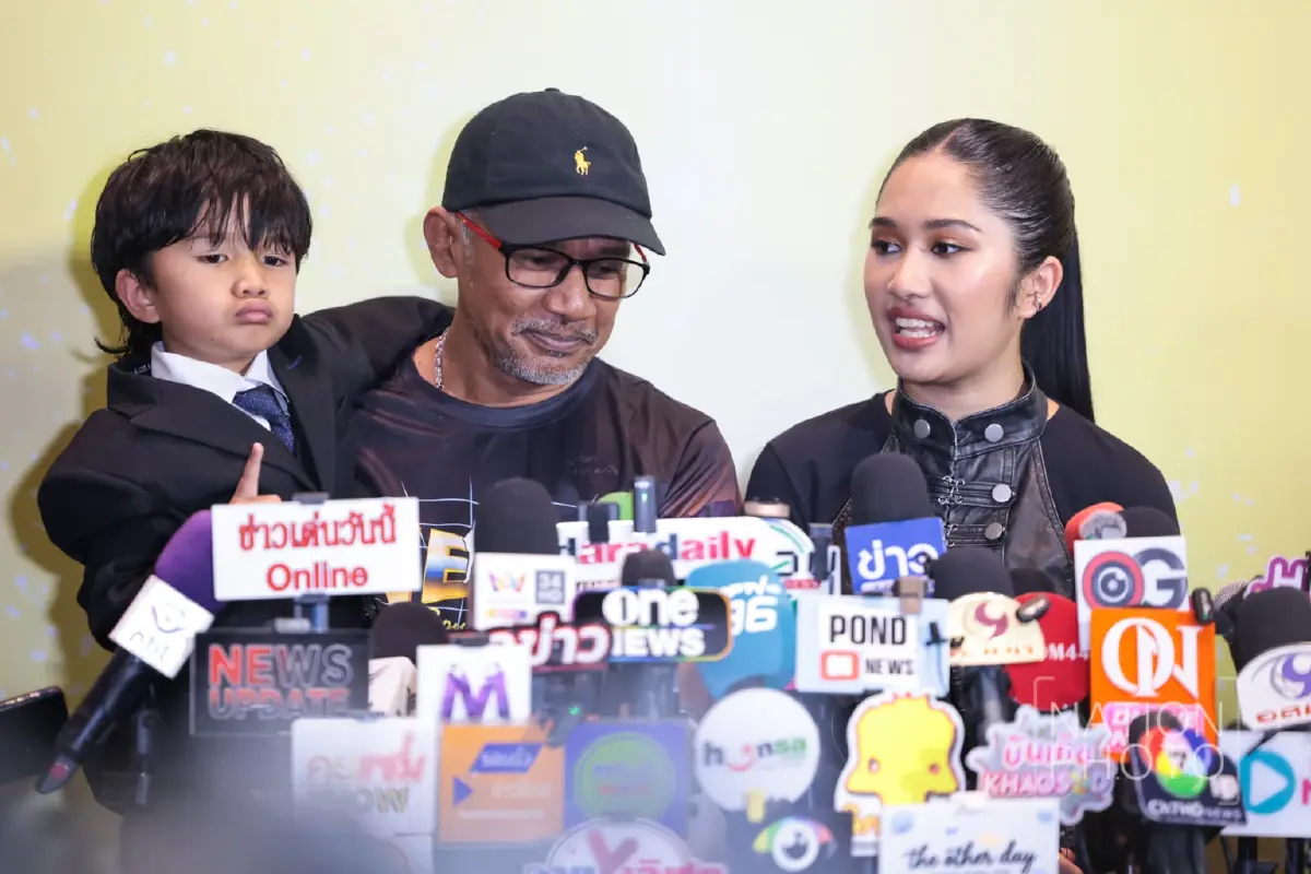 ฮอตเกินต้าน 'เนเน่ รอยัล' เสิร์ฟความฟินใกล้ชิดแฟนชาวไทย