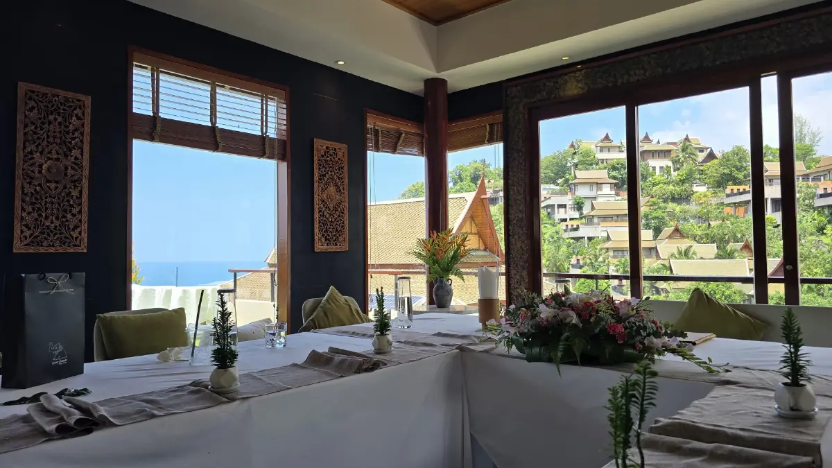 สโลว์ไลฟ์ริมทะเลในเรือนไทย กับ 'Ayara Kamala Resort & Spa' จ.ภูเก็ต
