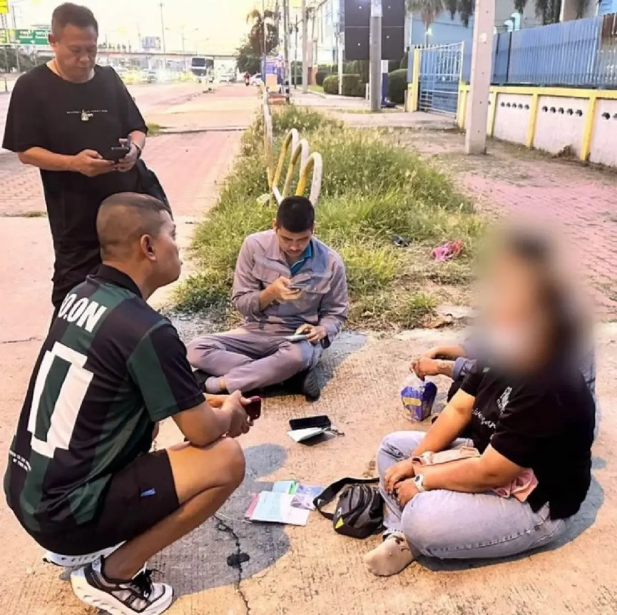 บุกจับ 8 คุมบัญชีม้า ถอนเงินล้านต่อวัน ส่งบอสจีน เร่งขยายผลตัวการใหญ่