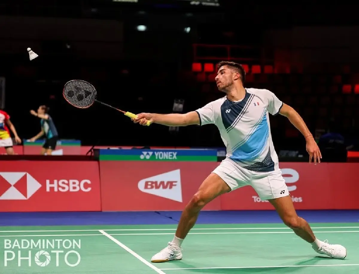 ถ่ายทอดสดแบดมินตัน 'วิว กุลวุฒิ พบ โทมา จูเนียร์ โปปอฟ' French Open 2026