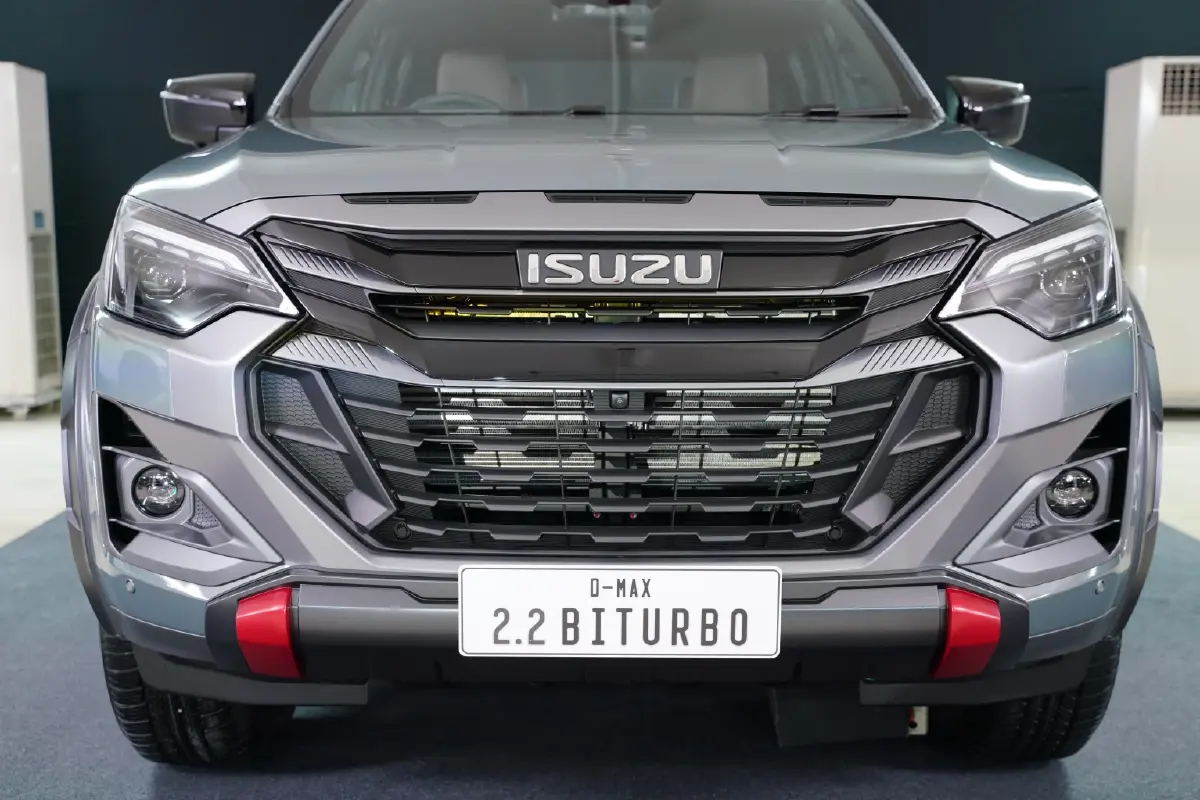 อีซูซุ เครื่องใหม่  2.2 Ddi MAXFORCE Biturbo แรงสุดที่เคยมีมา
