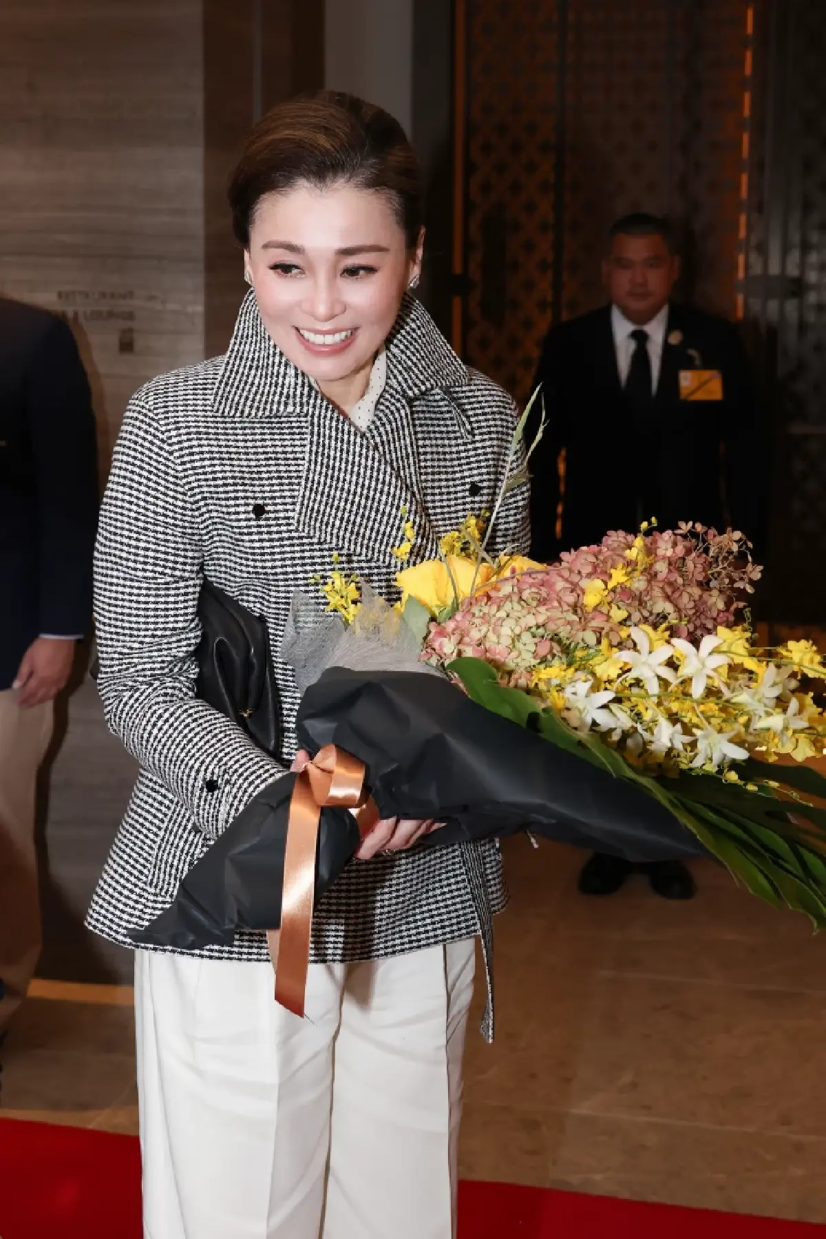 พระราชินี เสด็จฯ ถึงญี่ปุ่น เพื่อทรงปฏิบัติพระราชกรณียกิจ ระหว่างวันที่ 14-22 ต.ค. 69