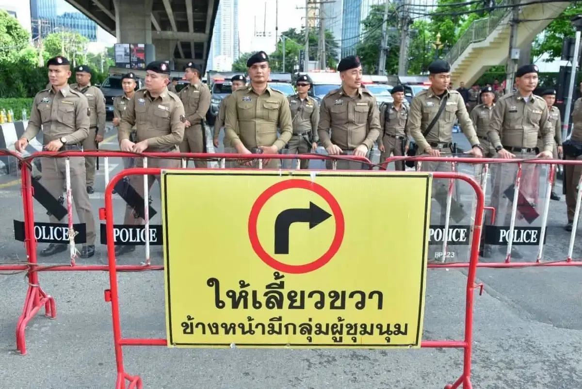 ม็อบพระราม 4 ตำรวจยันไม่ใช้ความรุนแรง ย้ำ 9 หน้าที่ผู้ชุมนุม