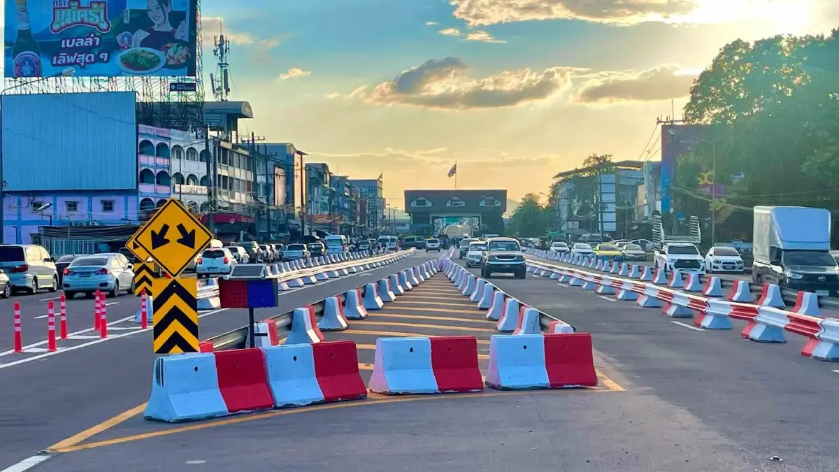 แม่สอดรถติดลด จัดระเบียบจราจร สะพานมิตรภาพไทย–เมียนมา แห่งที่ 1