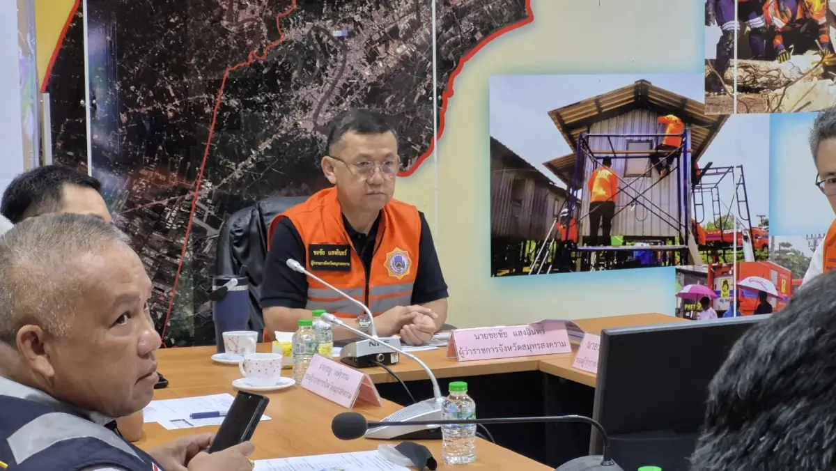 สถานการณ์น้ำท่วมสมุทรสงคราม 3 ต.ค.69 ระดมเครื่องผลักดันน้ำสู้ทะเลหนุน