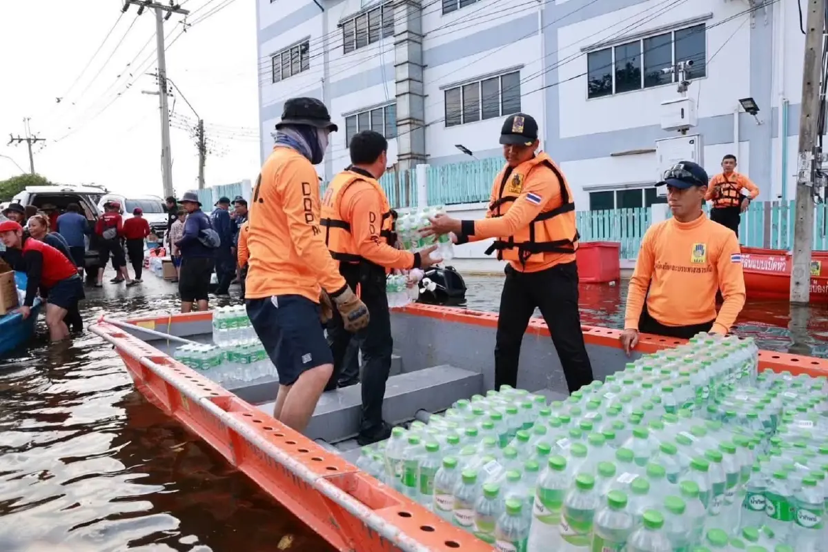 สรุปน้ำท่วม 27 จังหวัด - กทม. กระทบ 3.2 ล้านคน ฝนระลอกใหม่จ่อถล่ม