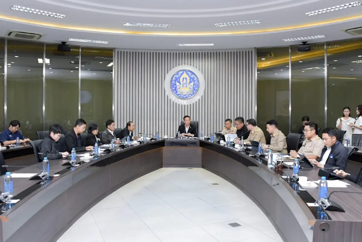 กรมชลประทาน เร่งระบายน้ำท่วมขัง พร้อมเตรียมรับมือฝนใต้