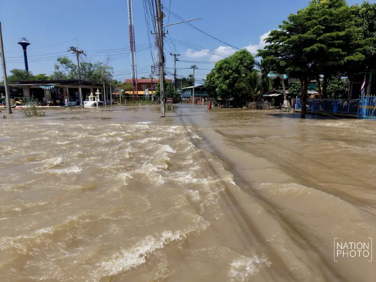 น้ำท่วมอยุธยา วิกฤต กระทบ 16 อำเภอ เดือดร้อนกว่า 59,000 ครัวเรือน