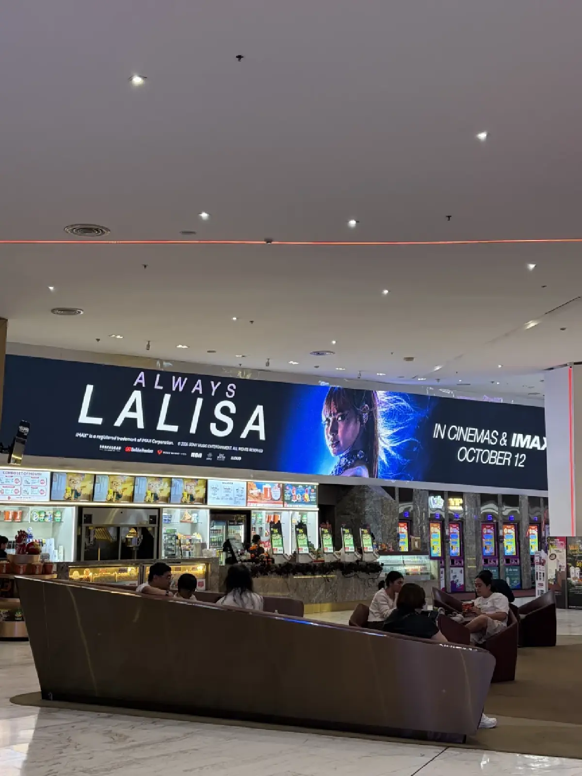 เกร็ดน่ารู้ก่อนดู Always Lalisa หนังสารคดีตามติดชีวิต ‘ลิซ่า’