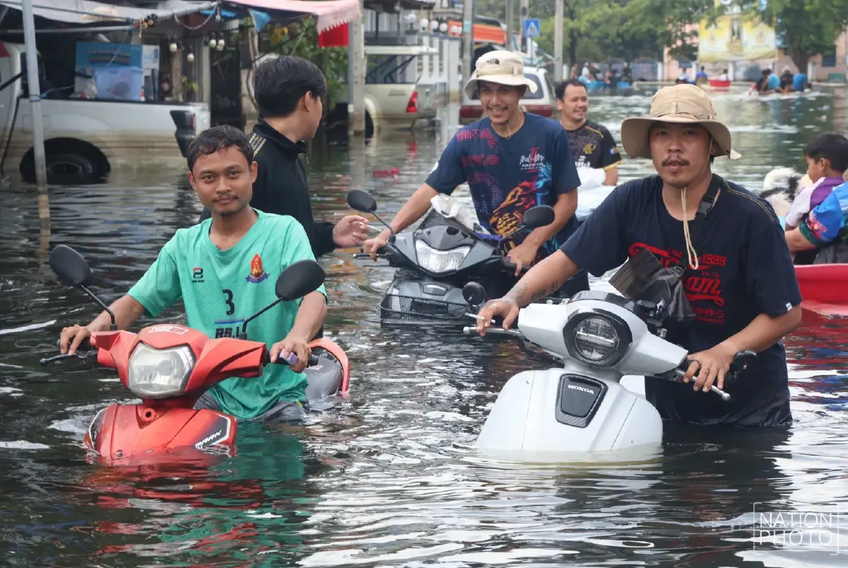 10 พิกัดกรุงเทพ ซ่อมฟรี เครื่องใช้ไฟฟ้า มือถือ รถยนต์ ฟื้นฟูน้ำท่วม