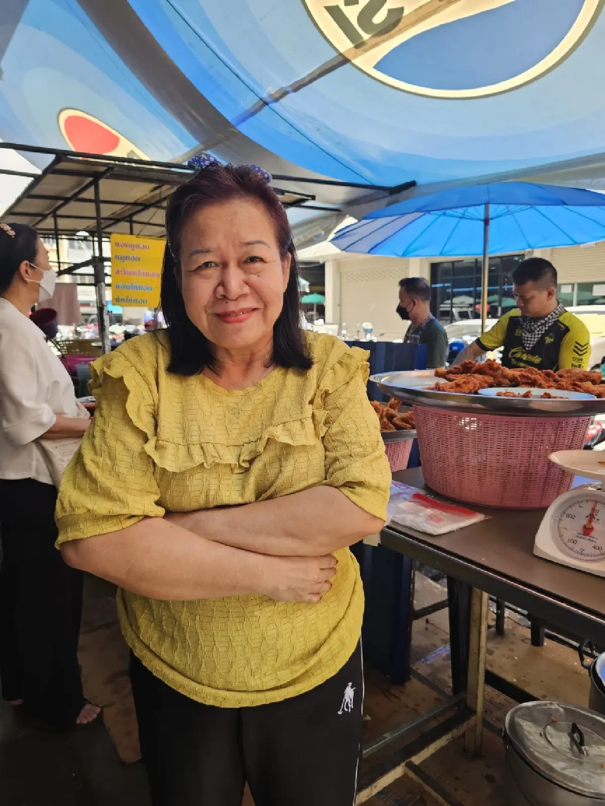 ‘เจ๊ปุ่นไก่ทอด’ อาหารอีสานรสแซ่บ ย่านวังบูรพา ขายมา 30 ปี