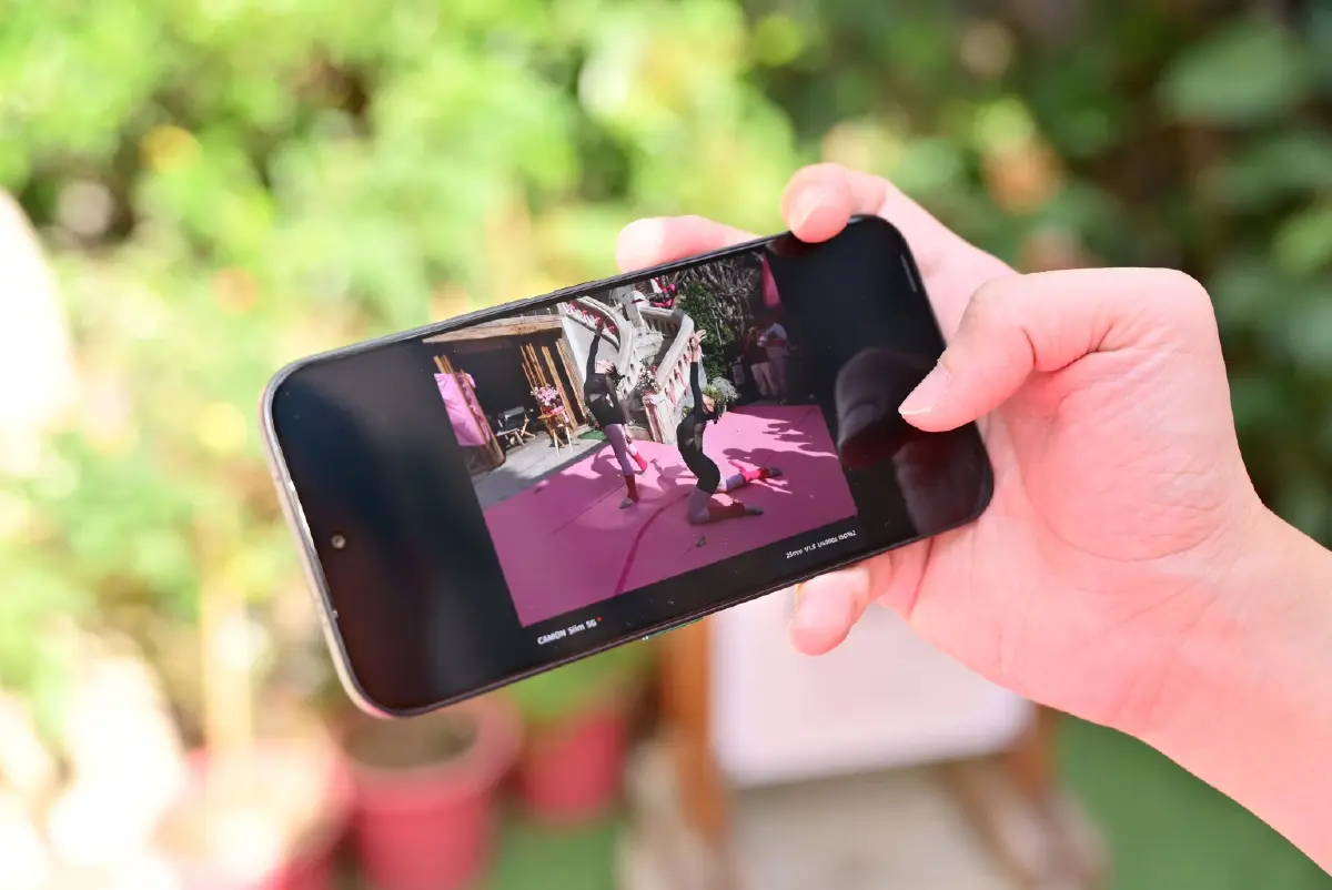 คุ้มสุดในงบหมื่นห้า! รู้จัก 'TECNO CAMON Slim 5G' บางจัด จับทุกความเคลื่อนไหวด้วย FlashSnap