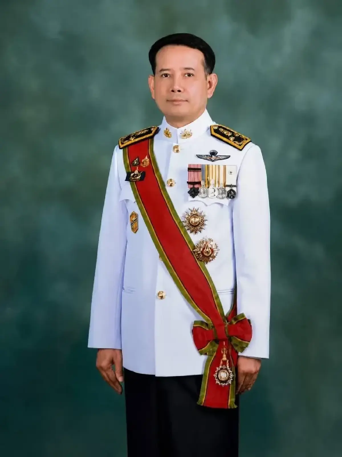 ประวัติ ‘เสฏฐวุฒิ วงศ์เลอวุฒิ’ ไทม์ไลน์ย้าย ‘นายอำเภอบ้านสร้าง’
