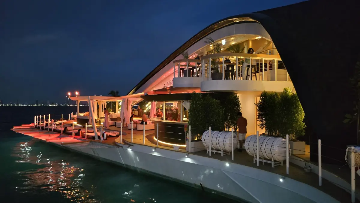 สัมผัส SOAR Ocean Club 'คลับลอยน้ำ' ประสบการณ์ไลฟ์สไตล์กลางทะเลแบบพรีเมียม