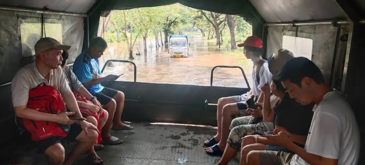 น้ำท่วม กทม. ปทุมธานี นนทบุรี สมุทรปราการ นครปฐม ระดมกำลังทหารช่วย