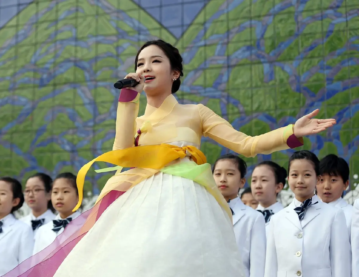 “ตามหา.. เพลงประจำใจ”