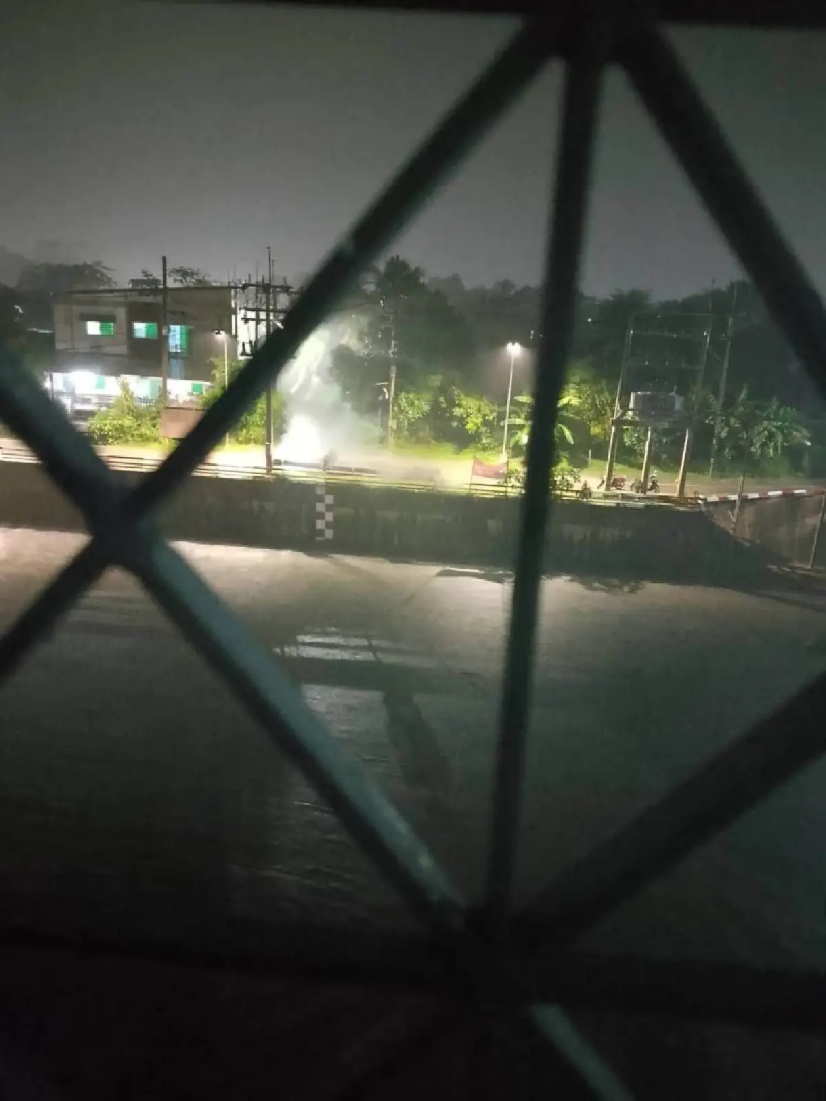 หาดใหญ่ สั่งเดินเครื่องสูบน้ำ 24 ชม. รับมือ ฝนซัดมรสุม 15 จังหวัดใต้