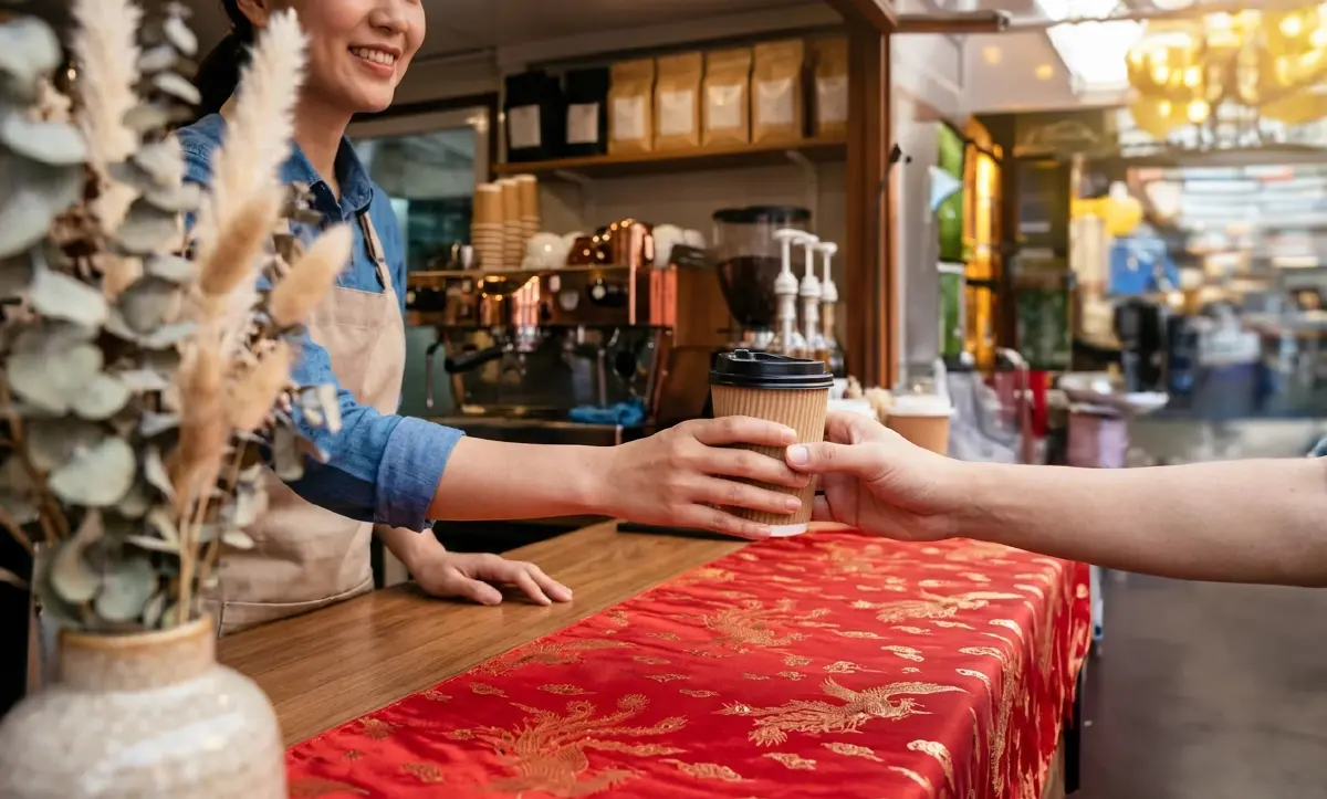 ร้านกาแฟจีนเปิดศึก 'นอกบ้าน' ส่งออกโมเดล 'สงครามตัดราคา' ?