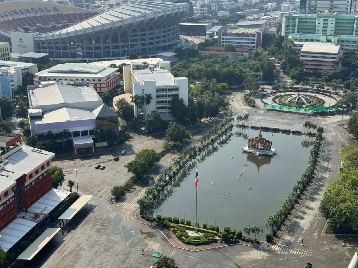ม.รามคำแหง เร่งฟื้นฟูน้ำท่วมหนักสุดรอบ 40 ปี เสียหายกว่า 200 ล้าน ยืนยันเปิดเรียน-สอบตามกำหนด