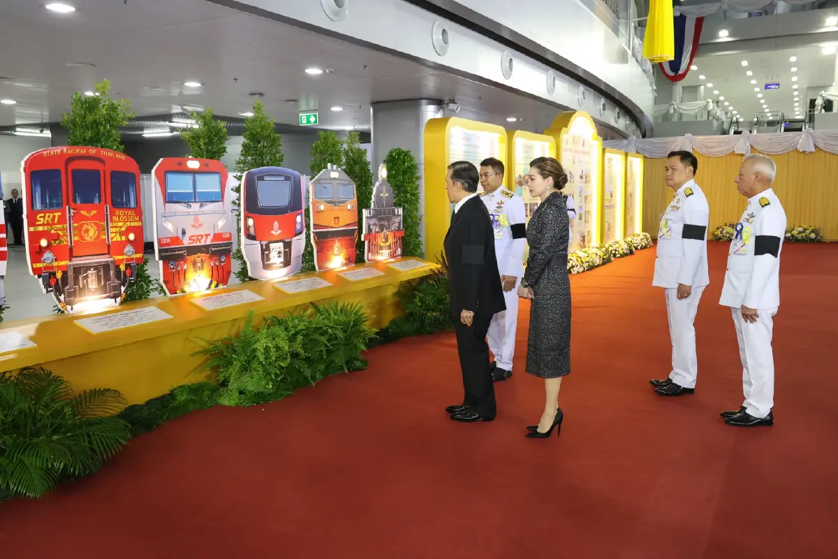 ในหลวง-พระราชินี เสด็จฯ ไปทรงเปิด ‘สถานีกลางกรุงเทพอภิวัฒน์’