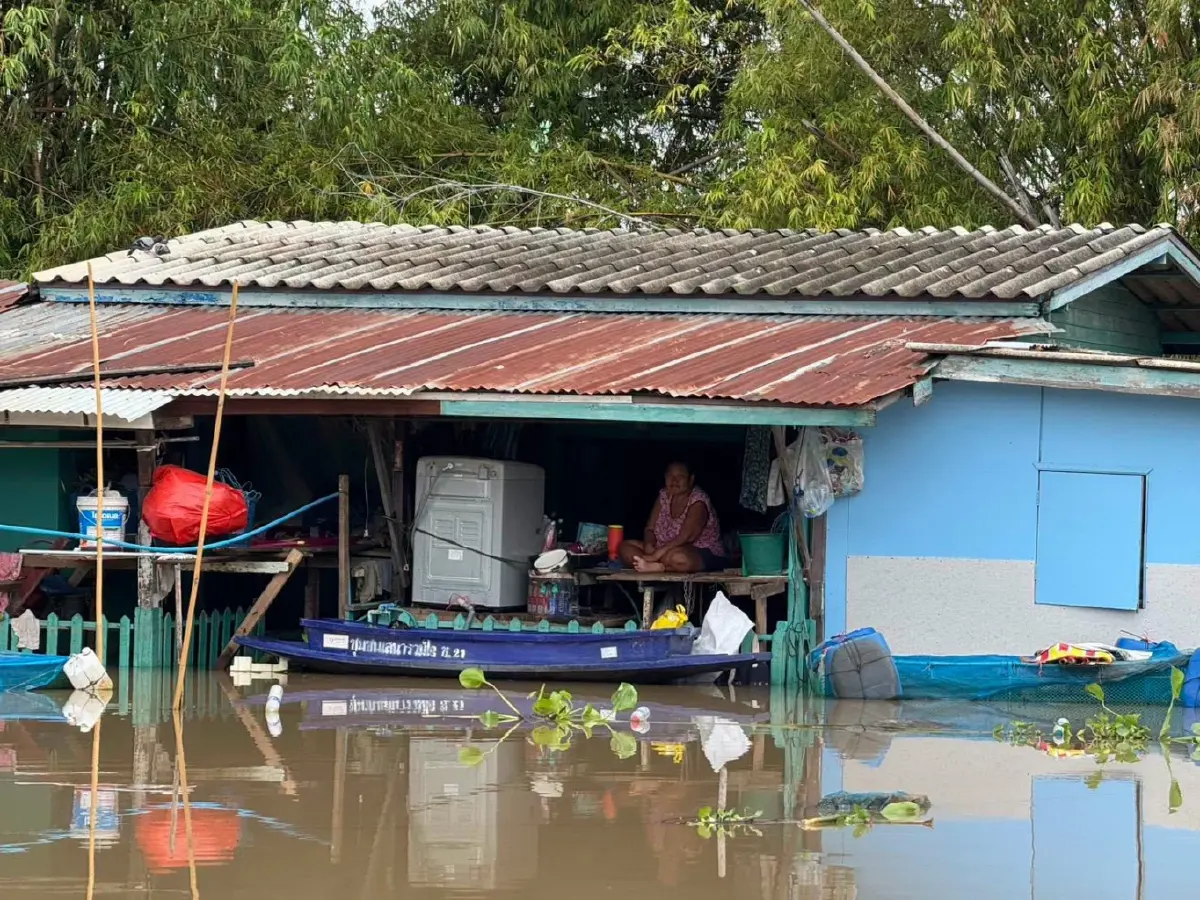 น้ำท่วม 21 จังหวัดยังวิกฤต ปภ. เฝ้าระวังพื้นที่น้ำเพิ่มต่อเนื่อง