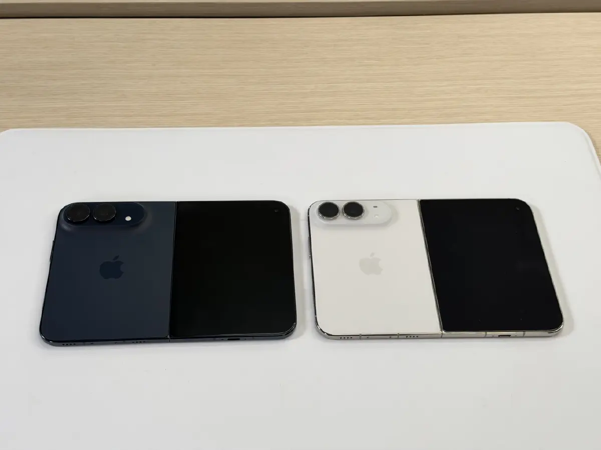 จับเครื่องจริง 'iPhone Duo' ทำไมถึงเป็นสมาร์ตโฟนจอพับราคาสูง แต่น่าลงทุน?