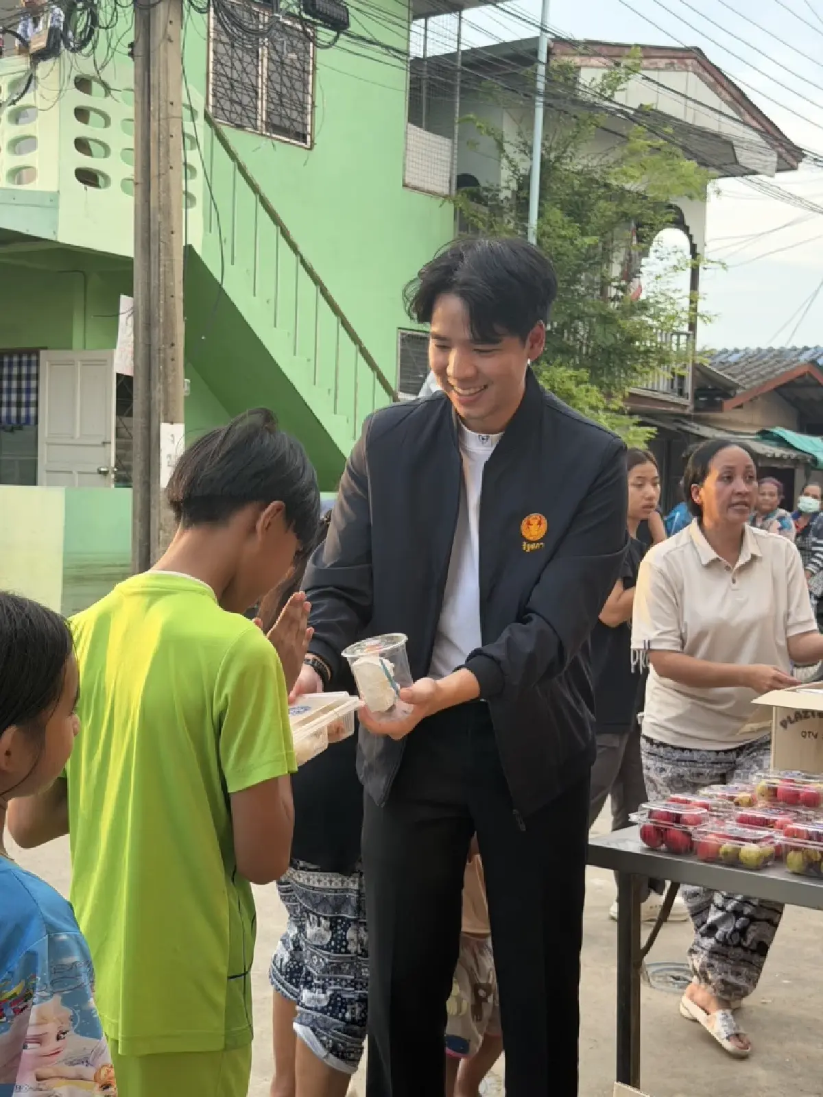 'สส.ยโสธร' ลุยช่วยน้ำท่วมร่มเกล้า เร่งฟื้นฟูหลังน้ำลด